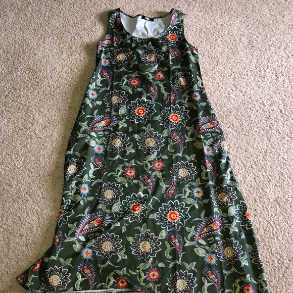 cause Dresses & Skirts - Cause green floral dress